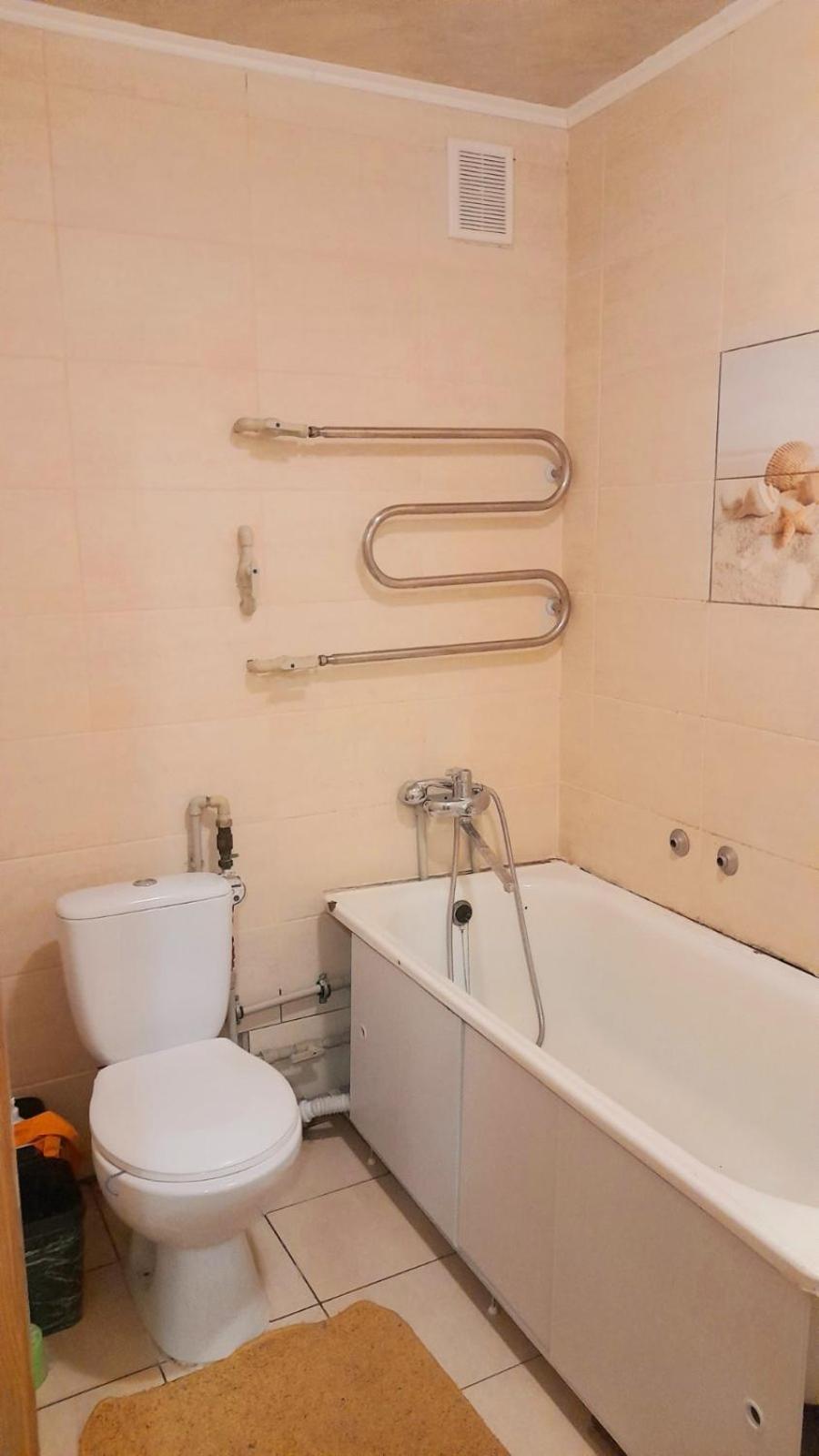 Two-Bedroom Apartment Pokrovskaya, 48 Izyum Luaran gambar