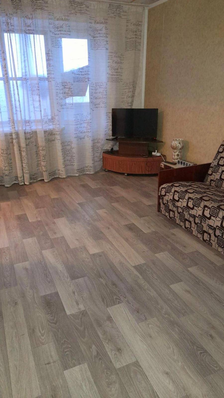 Two-Bedroom Apartment Pokrovskaya, 48 Izyum Luaran gambar